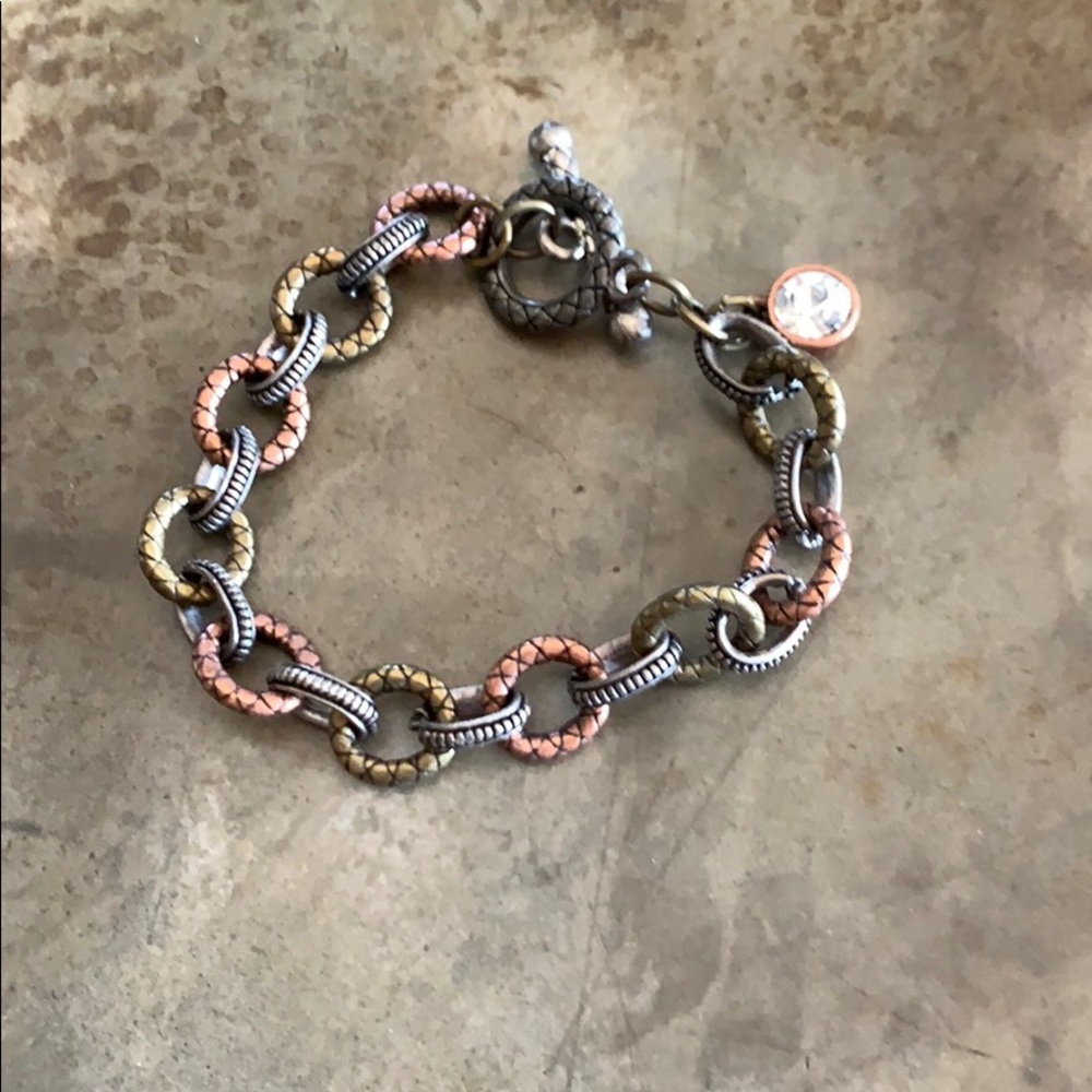 Jewelry - Picture 5 of 5